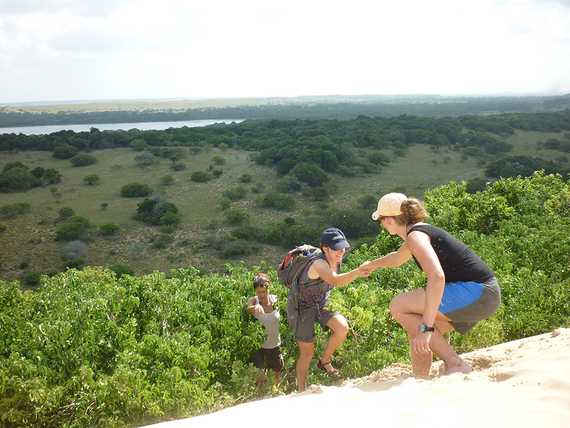 A helping hand on the Zilonde Dune