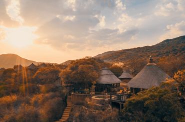Venda Art Lodge in Leshiba Wilderness provides a fitting start to this slackpacking trail.