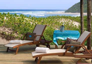 The final night of the Turtle Tracks tour, Thonga Beach Lodge – pure barefoot luxury.