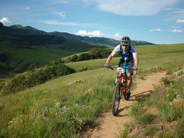 Blue skies and groomed track in the Grotto section of the Northern Berg MTB trails.