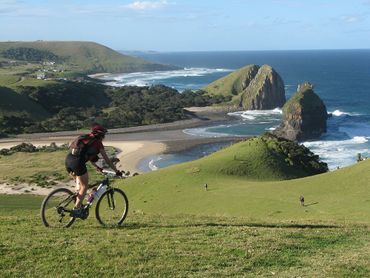 The approach to Hole-in-the Wall is an exhilarating grassy green roller-coasting descent