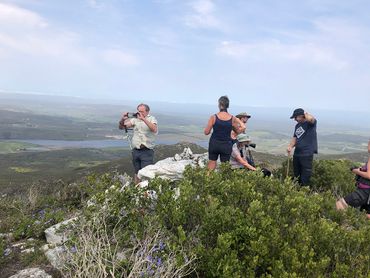 Summit of Grootberg – 409m above sea-level, is the highest point of the Fynbos trail and offers spectacular 360° views with the Uilkraals Valley and Dyer Island to the south, the Kleinriviersberge to the north, and Walker Bay and Hermanus to the west